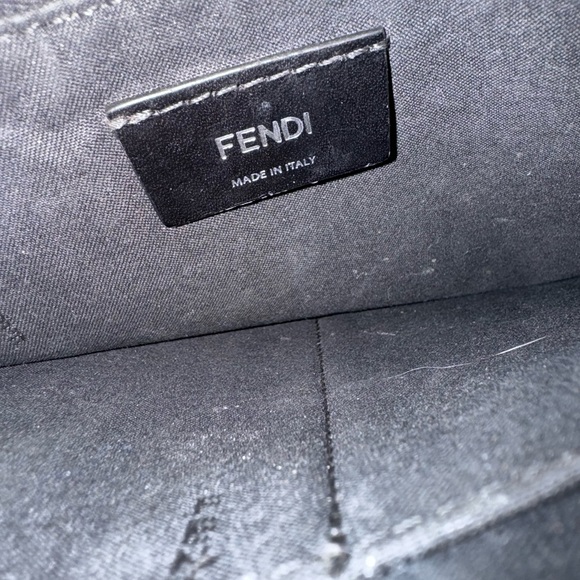 Fendi crossbody - Picture 4 of 7